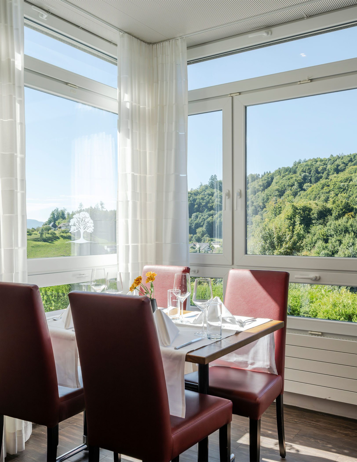 Lindesaeli restaurant linde muehlethal 04